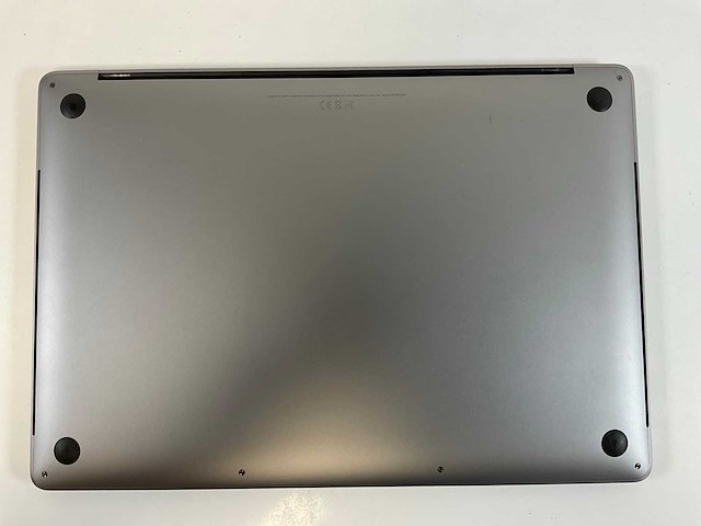 Apple macbook pro 15,5”, hexacore i7, 16 gb ram, 512 gb nvme, amd radeon pro 555x 4gb laptop - afbeelding 5 van  6