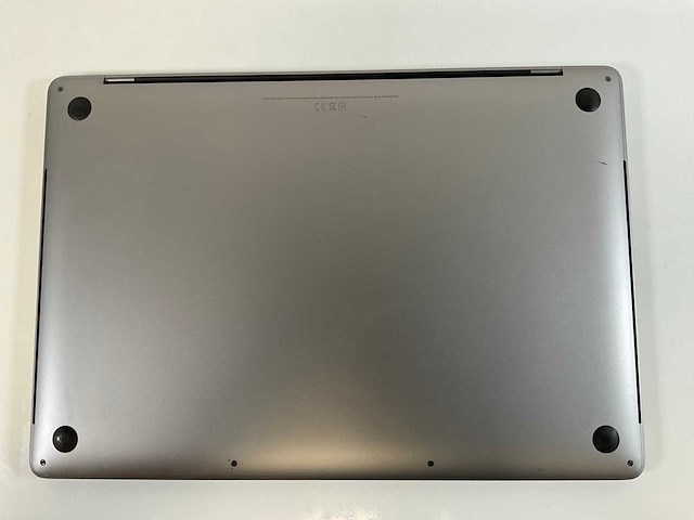 Apple macbook pro 15,5”, hexacore i7, 16 gb ram, 512 gb nvme, amd radeon pro 555x 4gb laptop - afbeelding 6 van  7
