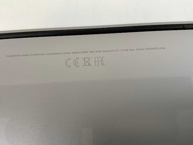 Apple macbook pro 15,5”, hexacore i7, 16 gb ram, 512 gb nvme, amd radeon pro 555x 4gb laptop - afbeelding 7 van  7