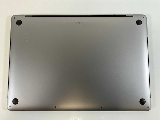 Apple macbook pro 15,5”, hexacore i7, 16 gb ram, 512 gb nvme, amd radeon pro 555x 4gb laptop - afbeelding 6 van  7