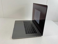 Apple macbook pro 15,5”, hexacore i7, 16 gb ram, 512 gb nvme, amd radeon pro 555x 4gb laptop - afbeelding 3 van  7