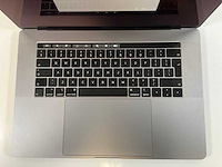 Apple macbook pro 15,5”, hexacore i7, 16 gb ram, 512 gb nvme, amd radeon pro 555x 4gb laptop - afbeelding 3 van  6