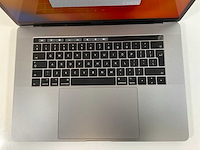 Apple macbook pro 15,5”, quadcore i7, 16 gb ram, 512 gb nvme, amd radeon pro 560 4gb laptop - afbeelding 4 van  7