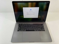 Apple macbook pro 15.6”, core(tm) i7 9th gen, 32 gb ram, 256 gb nvme laptop - afbeelding 1 van  7