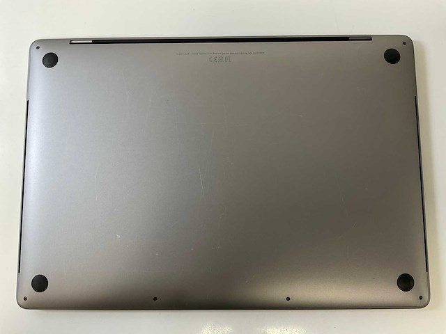 Apple macbook pro 16”, 6-core intel i7, 32 gb ram, 500 gb nvme, amd radeon pro 5300m 4gb laptop - afbeelding 6 van  7