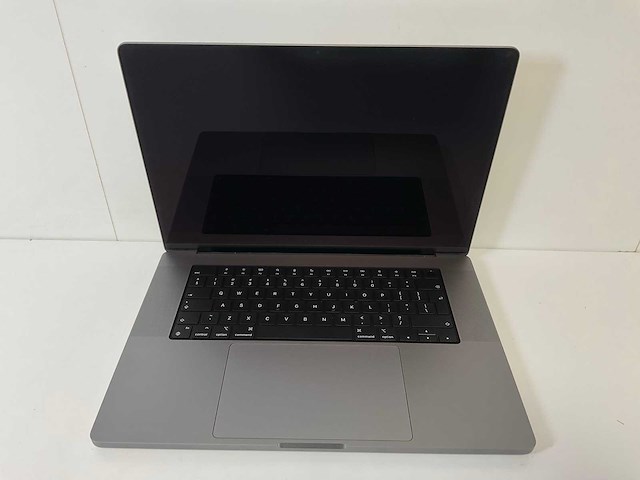 Apple macbook pro 16”, apple m1 max, 32 gb ram, 1 tb gb laptop - afbeelding 1 van  7