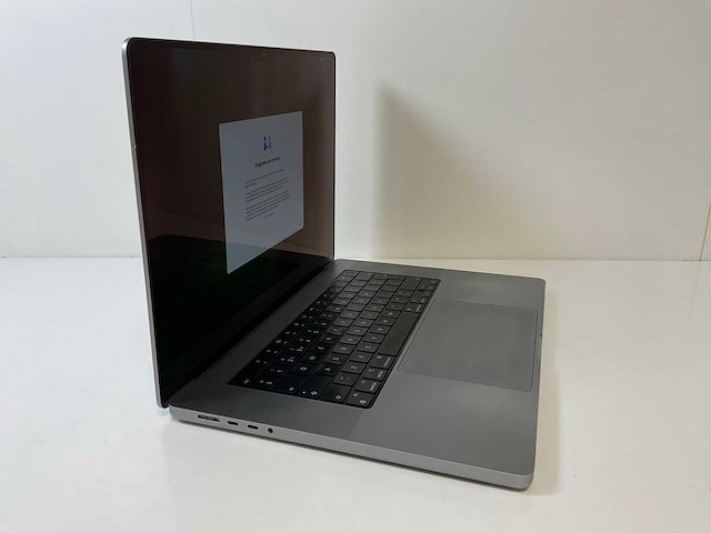 Apple macbook pro 16”, apple m1 max, 32 gb ram, 1 tb nvme laptop - afbeelding 2 van  7