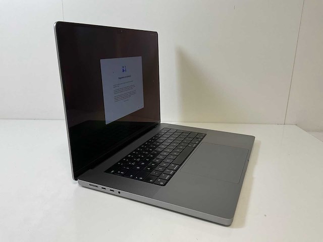 Apple macbook pro 16”, apple m1 max, 32 gb ram, 1 tb nvme laptop - afbeelding 2 van  7