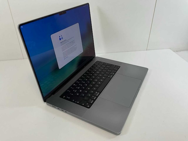 Apple macbook pro 16”, apple m1 max, 32 gb ram, 1 tb nvme laptop - afbeelding 2 van  7