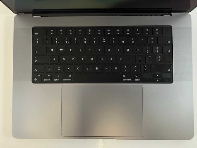 Apple macbook pro 16”, apple m1 max, 32 gb ram, 1 tb nvme laptop - afbeelding 4 van  7