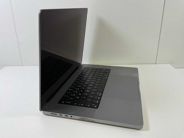 Apple macbook pro 16”, apple m1 max, 32 gb ram, 1 tb nvme laptop - afbeelding 2 van  7