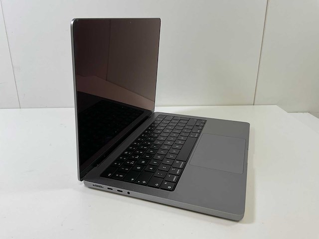 Apple macbook pro 16”, apple m1 max, 32 gb ram, 1 tb nvme laptop - afbeelding 2 van  6