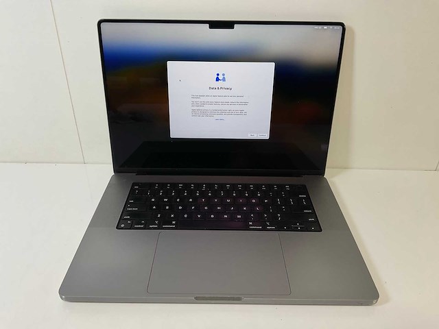 Apple macbook pro 16”, apple m1 max, 64 gb ram, 2 tb nvme laptop - afbeelding 1 van  10