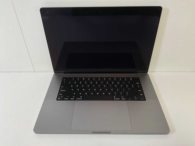 Apple macbook pro 16”, apple m1 max, 64 gb ram, 2 tb nvme laptop - afbeelding 1 van  8