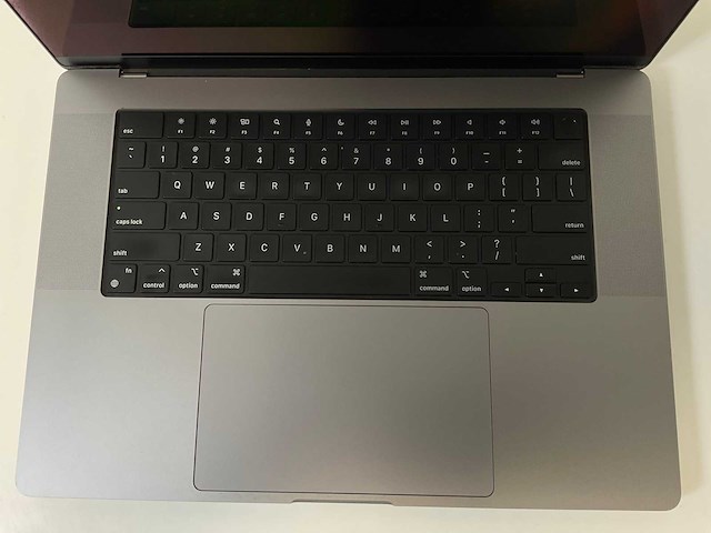 Apple macbook pro 16”, apple m1 pro, 16 gb ram, 500 gb nvme laptop - afbeelding 4 van  7