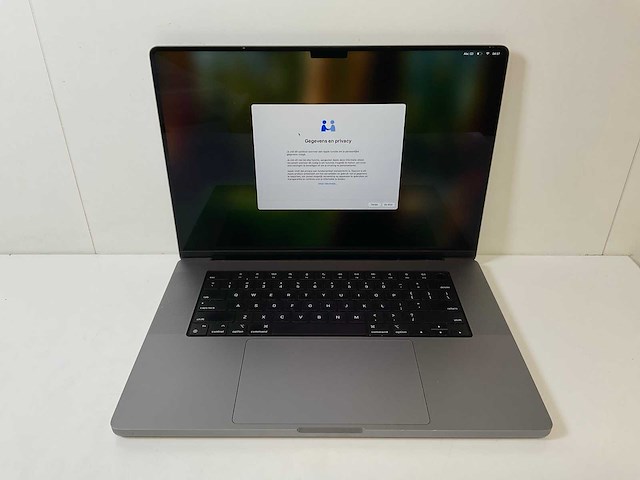 Apple macbook pro 16”, apple m1 pro, 16 gb ram, 500 gb nvme laptop - afbeelding 1 van  7