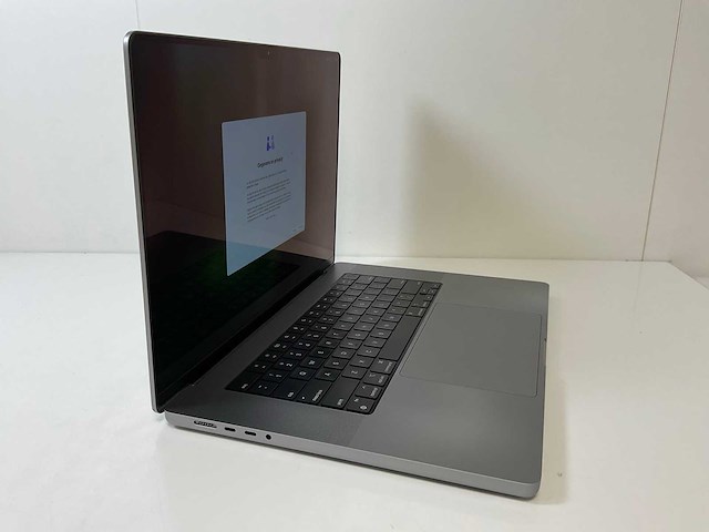 Apple macbook pro 16”, apple m1 pro, 16 gb ram, 500 gb nvme laptop - afbeelding 2 van  7