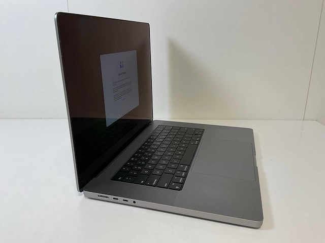 Apple macbook pro 16”, apple m1 pro, 16 gb ram, 512 gb nvme laptop - afbeelding 2 van  7