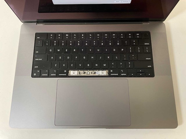 Apple macbook pro 16”, apple m1 pro, 16 gb ram, 512 gb nvme laptop - afbeelding 4 van  8