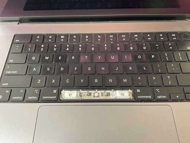 Apple macbook pro 16”, apple m1 pro, 16 gb ram, 512 gb nvme laptop - afbeelding 5 van  8