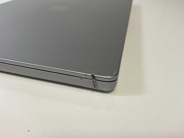 Apple macbook pro 16”, apple m1 pro, 16 gb ram, 512 gb nvme laptop - afbeelding 8 van  8