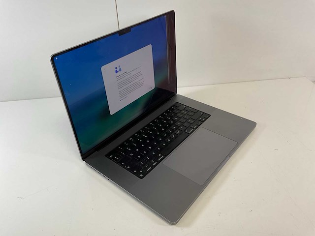 Apple macbook pro 16”, apple m1 pro, 16 gb ram, 512 gb nvme laptop - afbeelding 2 van  7