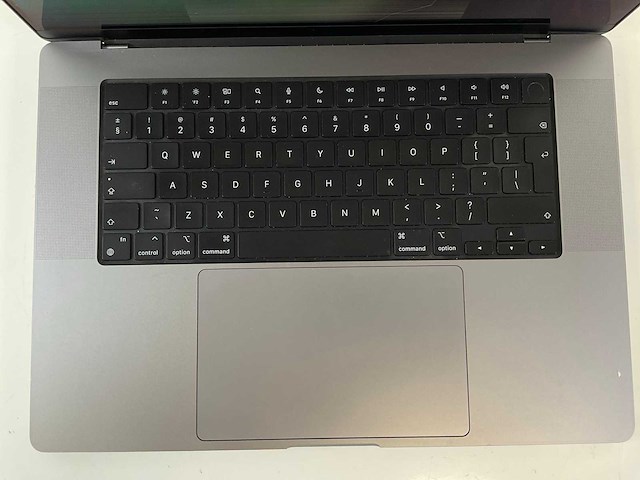 Apple macbook pro 16”, apple m1 pro, 16 gb ram, 512 gb nvme laptop - afbeelding 4 van  7