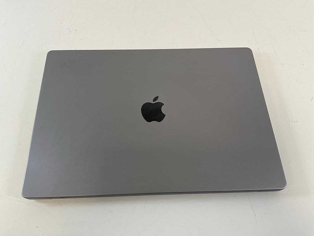 Apple macbook pro 16”, apple m1 pro, 16 gb ram, 512 gb nvme laptop - afbeelding 5 van  7