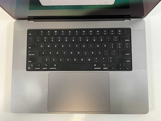Apple macbook pro 16”, apple m1 pro, 16 gb ram, 512 gb nvme laptop - afbeelding 4 van  7