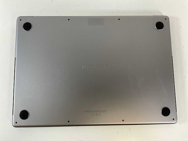 Apple macbook pro 16”, apple m1 pro, 16 gb ram, 512 gb ssd laptop - afbeelding 4 van  5