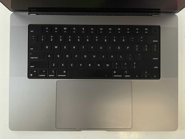 Apple macbook pro 16”, apple m1 pro, 16 gb ram, 512 gb ssd laptop - afbeelding 4 van  7
