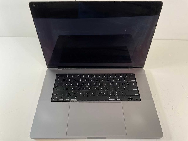 Apple macbook pro 16”, apple m1 pro, 16 gb ram, 512 gb ssd laptop - afbeelding 1 van  2