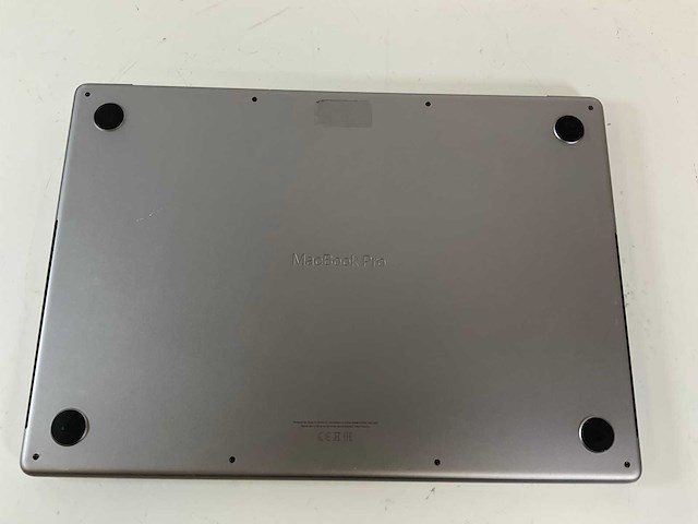 Apple macbook pro 16”, apple m1 pro, 16 gb ram, 512 gb ssd laptop - afbeelding 4 van  4