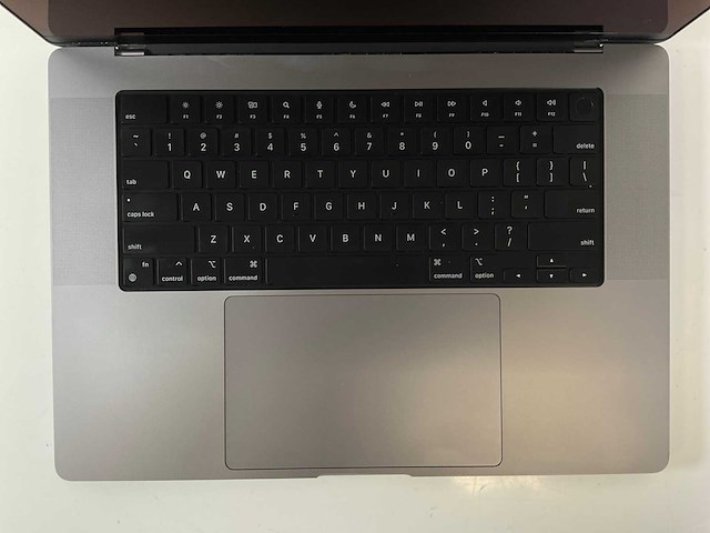 Apple macbook pro 16”, apple m1 pro, 16 gb ram, 512 gb ssd laptop - afbeelding 4 van  7