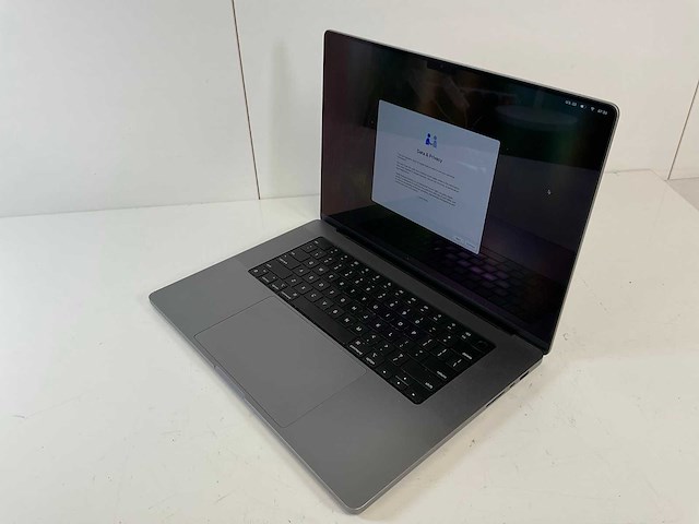 Apple macbook pro 16”, apple m1 pro, 16 gb ram, 512 gb ssd laptop - afbeelding 3 van  7