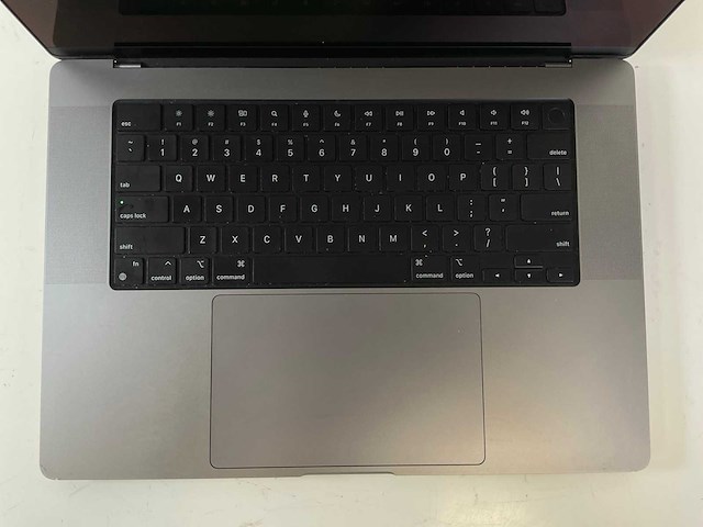 Apple macbook pro 16”, apple m1 pro, 16 gb ram, 512 gb ssd laptop - afbeelding 4 van  7