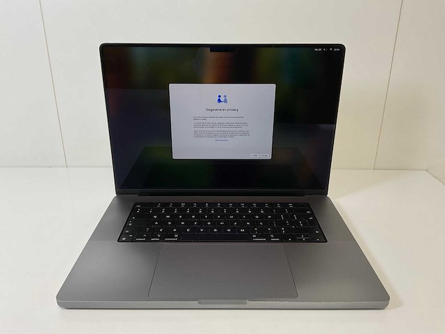 Apple macbook pro 16”, apple m1 pro, 32 gb ram, 500 gb nvme laptop - afbeelding 1 van  7