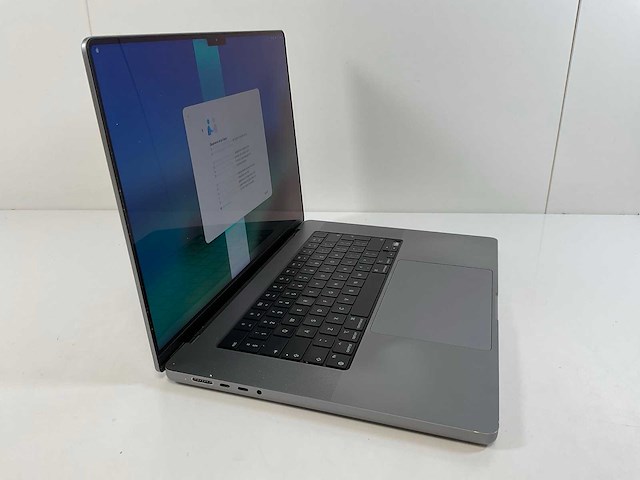 Apple macbook pro 16”, apple m1 pro, 32 gb ram, 500 gb nvme laptop - afbeelding 2 van  8