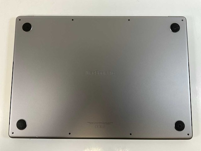 Apple macbook pro 16”, apple m1 pro, 32 gb ram, 500 gb nvme laptop - afbeelding 7 van  8