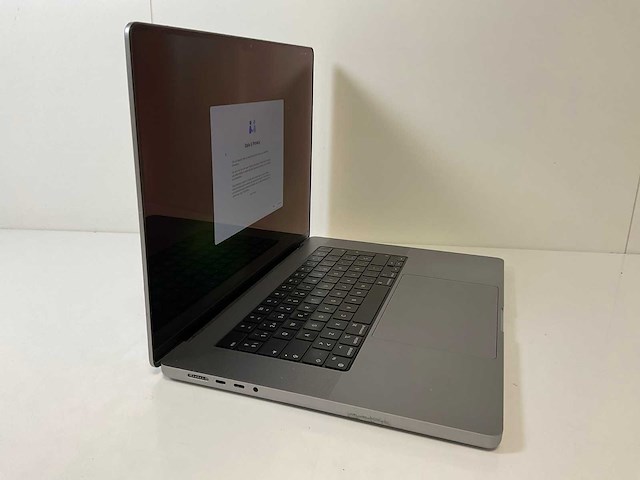 Apple macbook pro 16”, apple m1 pro, 32 gb ram, 512 gb nvme laptop - afbeelding 2 van  7