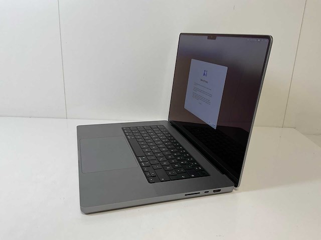 Apple macbook pro 16”, apple m1 pro, 32 gb ram, 512 gb nvme laptop - afbeelding 3 van  7