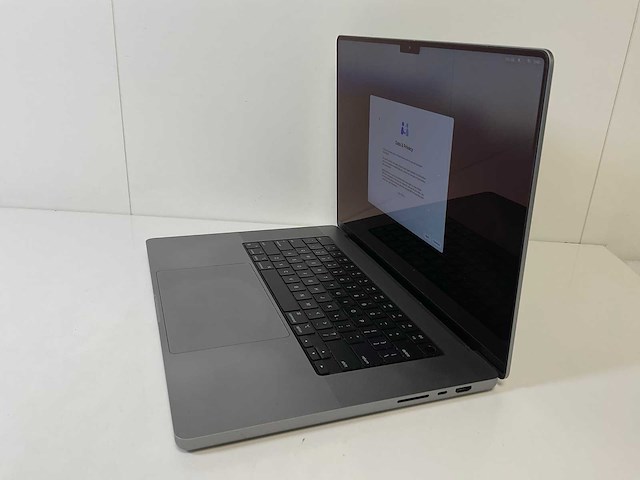 Apple macbook pro 16”, apple m1 pro, 32 gb ram, 512 gb nvme laptop - afbeelding 3 van  8