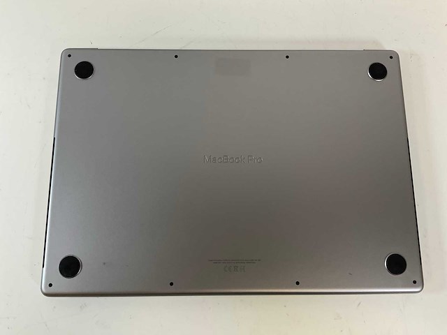 Apple macbook pro 16”, apple m1 pro, 32 gb ram, 512 gb ssd laptop - afbeelding 6 van  7