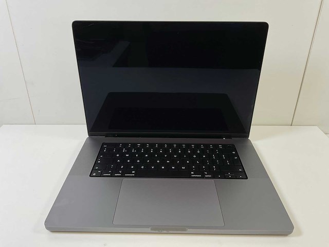 Apple macbook pro 16”, apple m2 pro, 32 gb ram, 1 tb nvme laptop - afbeelding 1 van  6