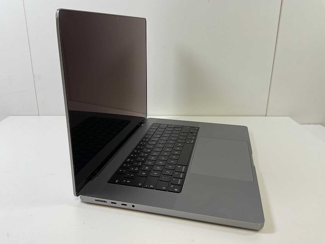 Apple macbook pro 16”, apple m2 pro, 32 gb ram, 1 tb nvme laptop - afbeelding 2 van  6