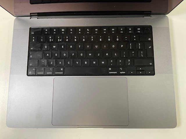 Apple macbook pro 16”, apple m2 pro, 32 gb ram, 1 tb nvme laptop - afbeelding 4 van  7