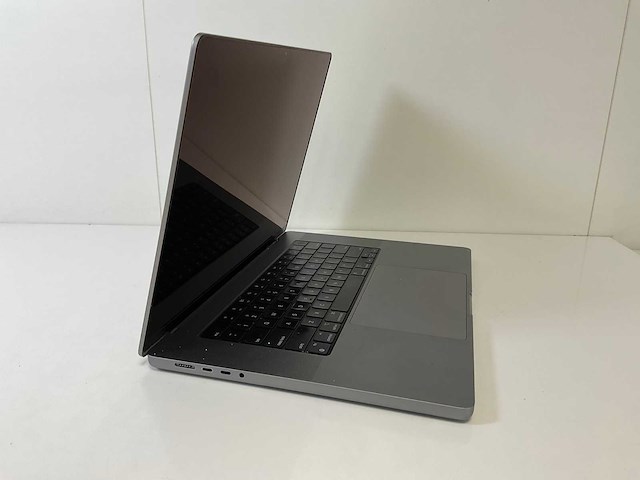 Apple macbook pro 16”, apple m2 pro, 32 gb ram, 512 gb nmve laptop - afbeelding 2 van  7