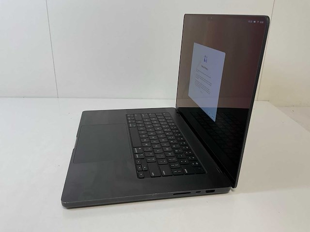 Apple macbook pro 16”, apple m3 pro, 36 gb ram, 512 gb nvme laptop - afbeelding 3 van  7