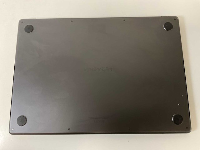 Apple macbook pro 16”, apple m3 pro, 36 gb ram, 512 gb nvme laptop - afbeelding 6 van  7