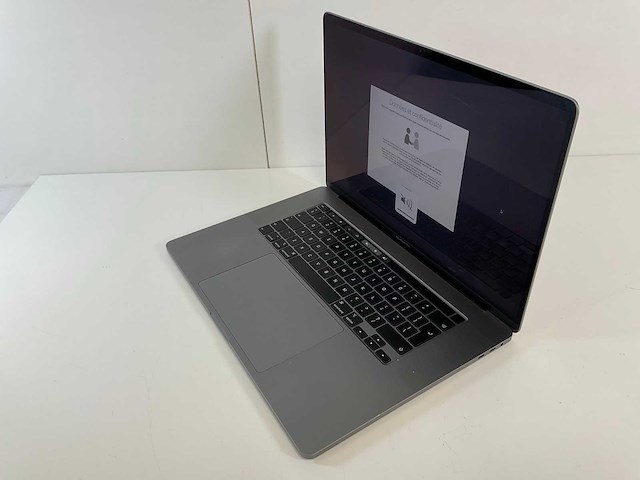 Apple macbook pro 16”, core(tm) i7 9th gen, 16 gb ram, 1 tb nvme, amd radeon pro 5300m 4 gb laptop - afbeelding 3 van  7